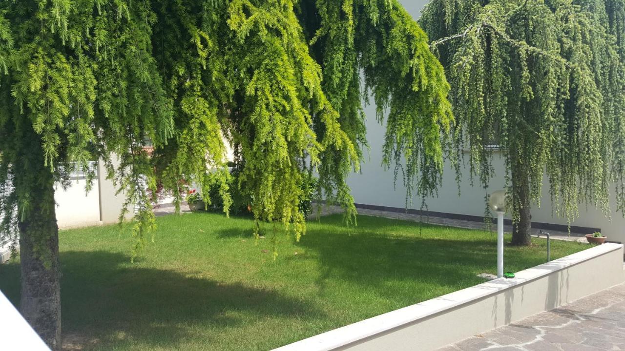 B&B "Al Colle 11" Фано Экстерьер фото